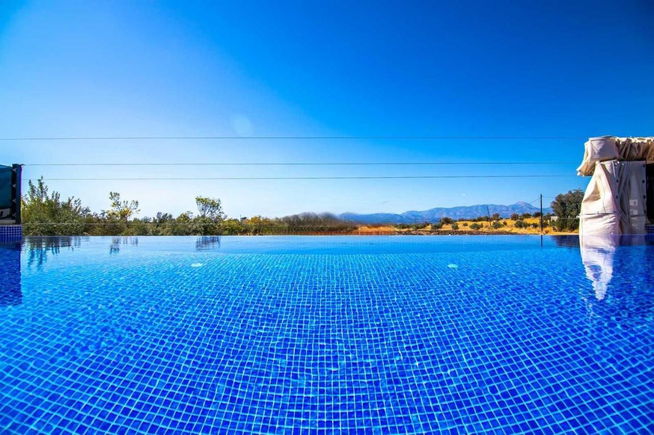 Villa Lycian-Kalkan 3 Bedroom-2 Jakuzzies-Sauna-Turkish Hamam-Huge Private Pool And Lovely Garden Kas Exterior foto